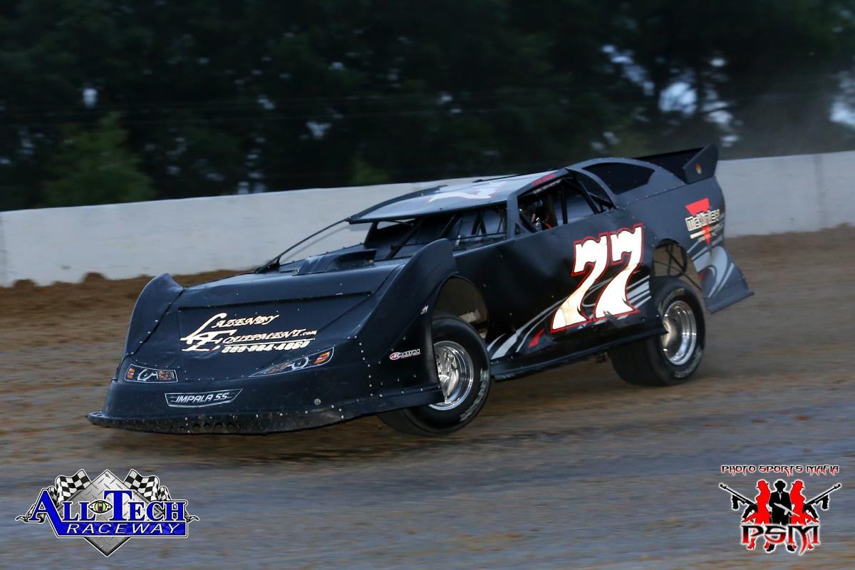 Trevor McKinnley #77