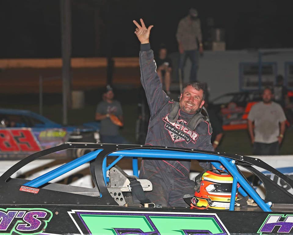 202375627_3003048746657702_8701797221674778578_n